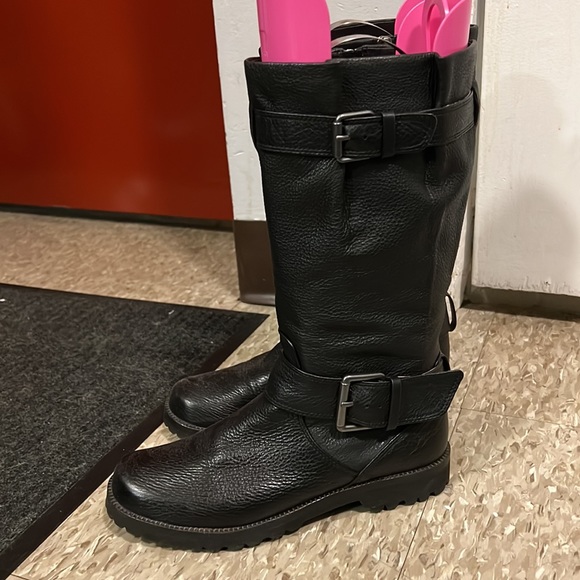 Gentle Souls “Buckled Up” mid calf boots - Picture 2 of 6